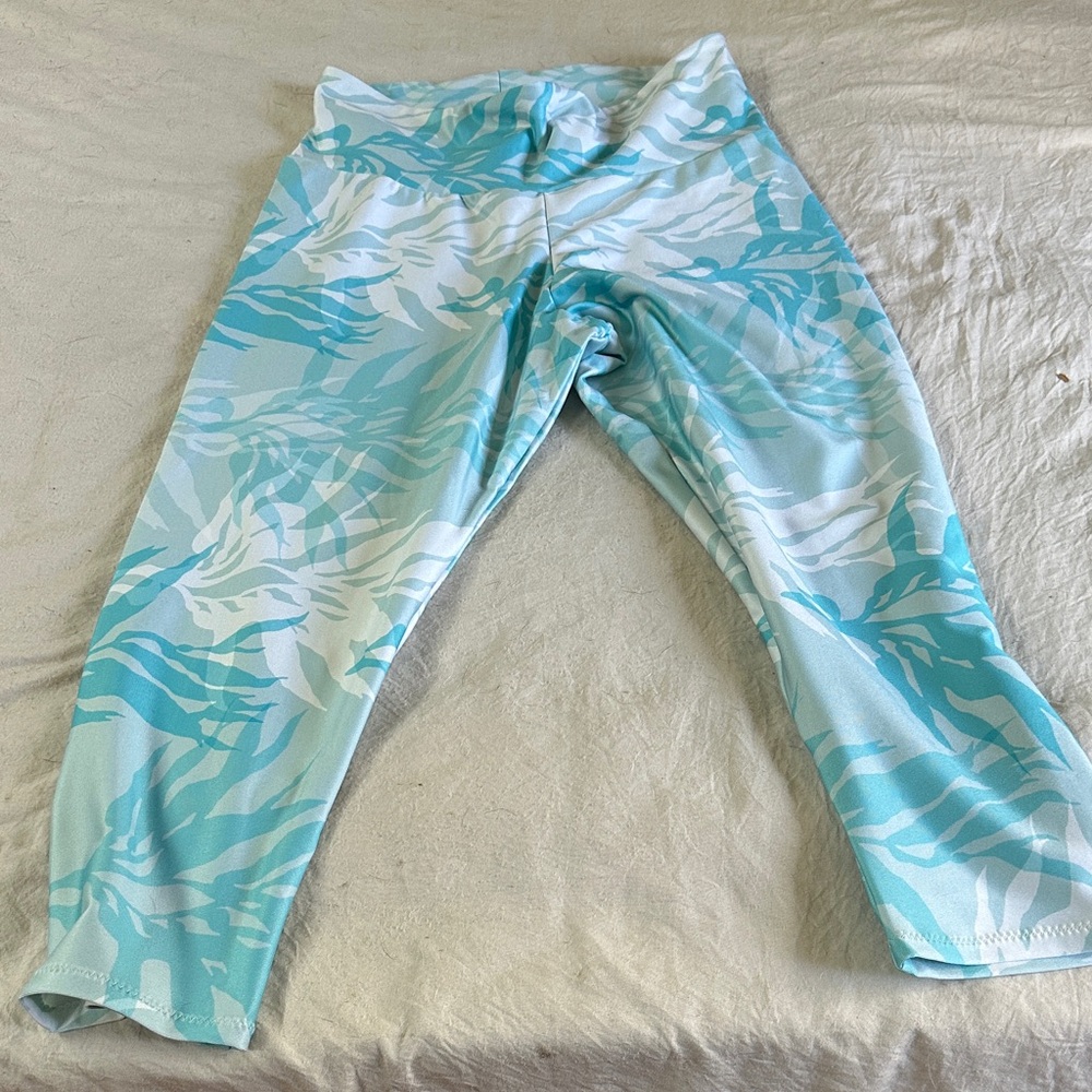 Aqua and White Kids Leggings